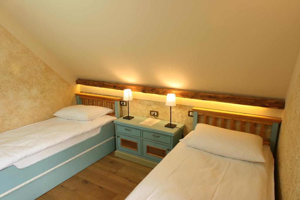 ברז'יס Villa Les With Hot Tub & Sauna חדר תמונה